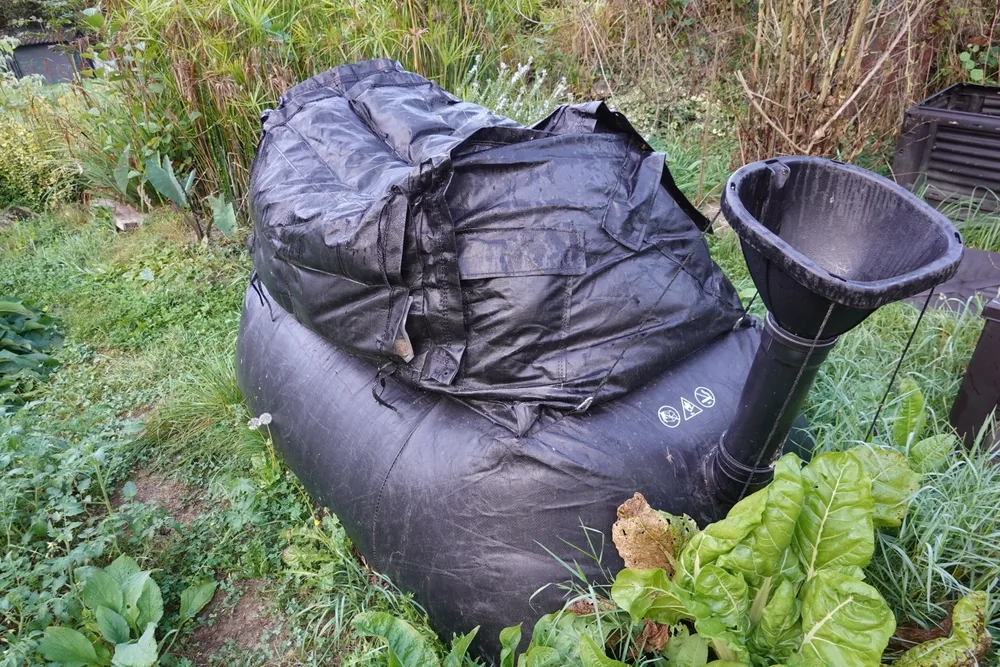 HomeBiogas: Solusi Energi Terbarukan dan Pengelolaan Limbah