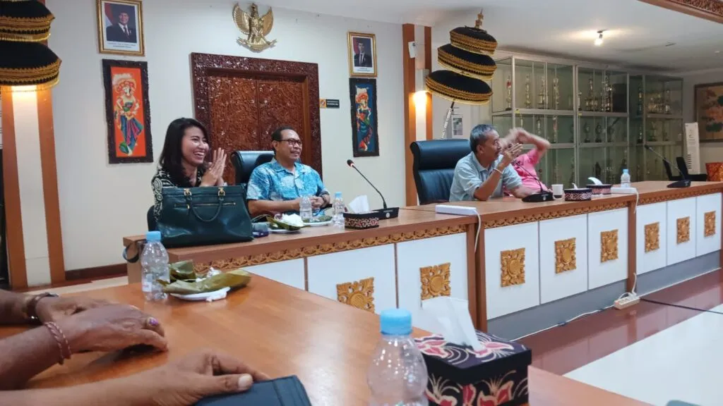 Sosialisasi PLTS BTI Energy Bersama IKPLN
