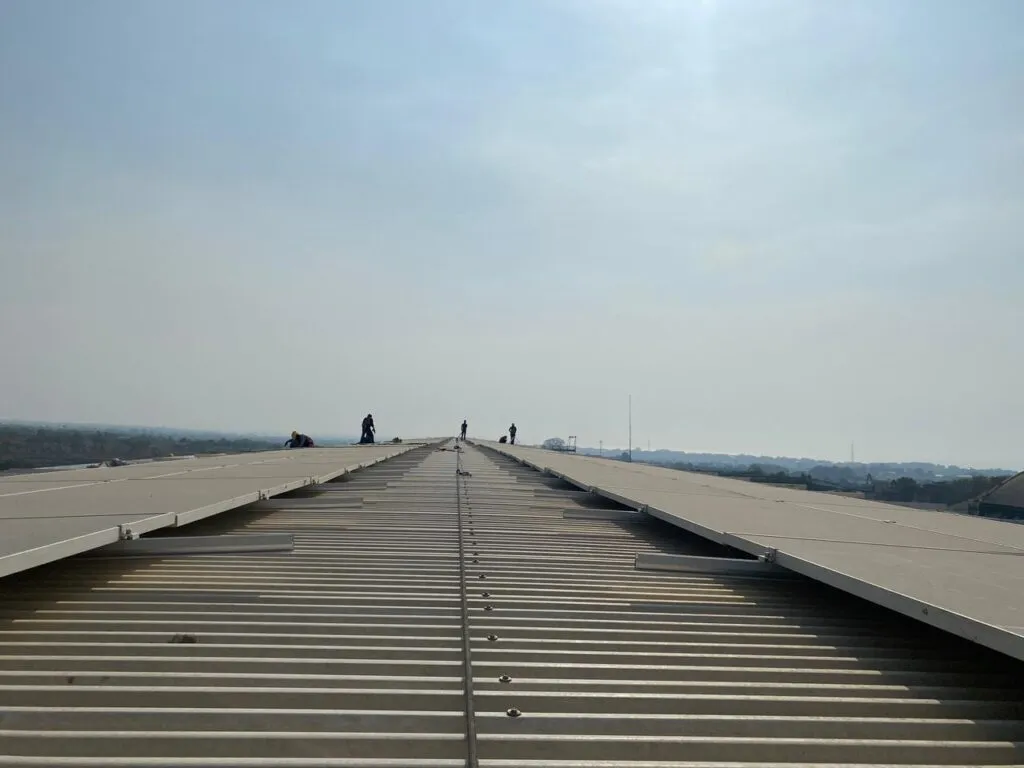 PT Solusi Bangun Indonesia TBK (6)
