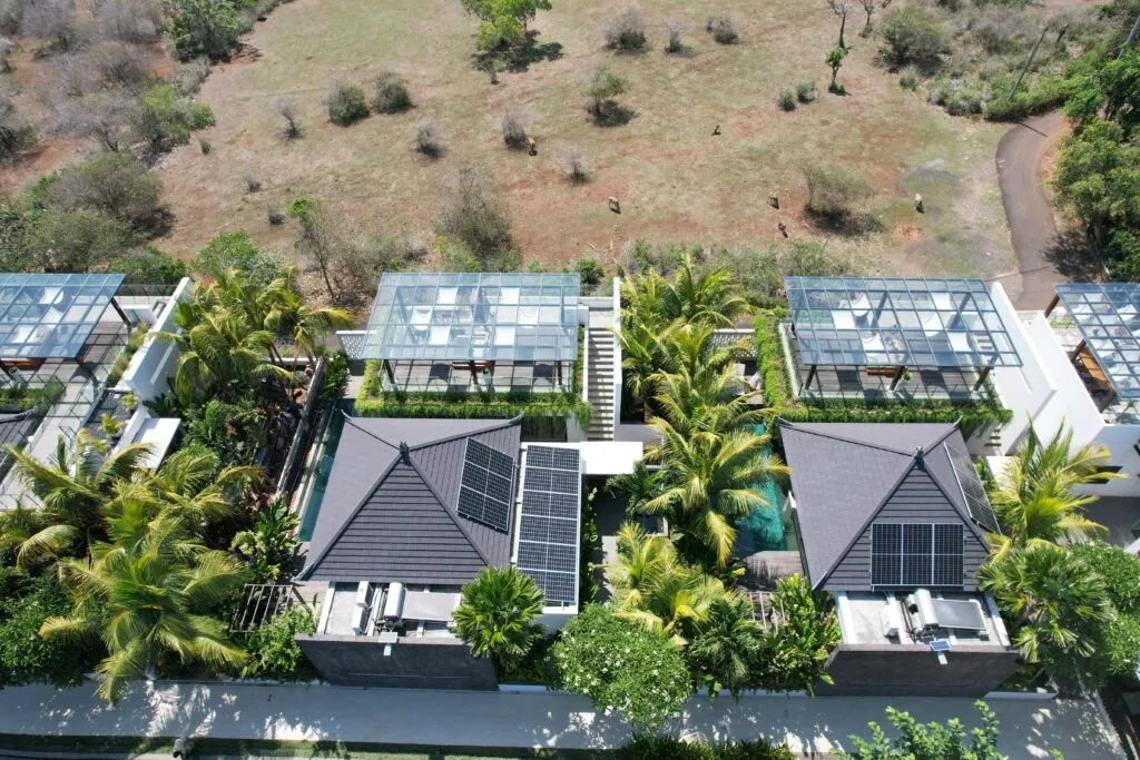 Eaze Villas
