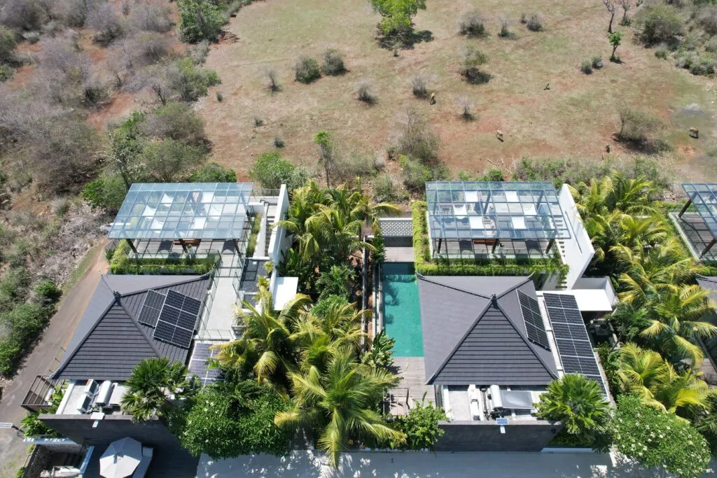 Eaze Villas